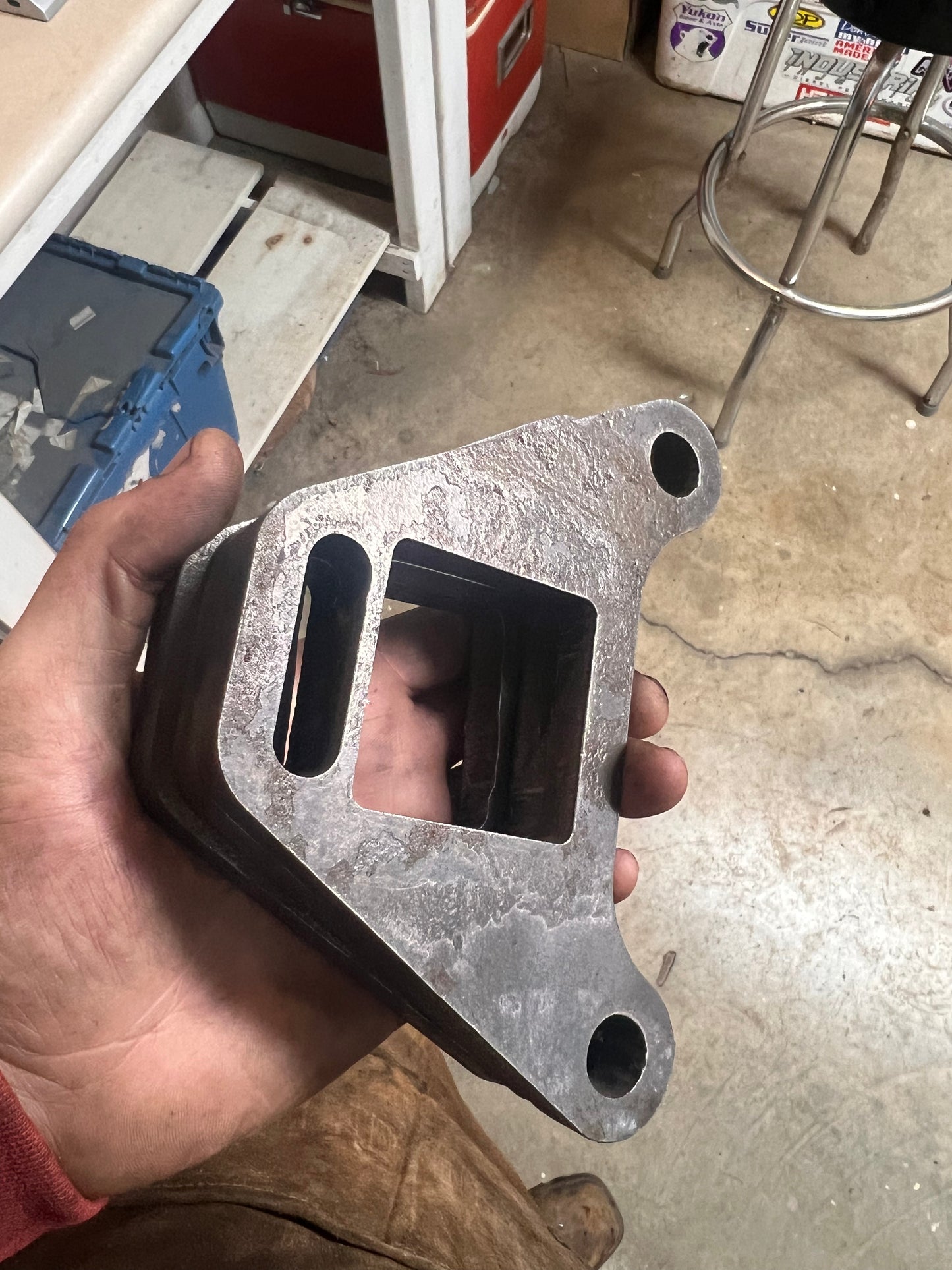 Motor brace “seconds”