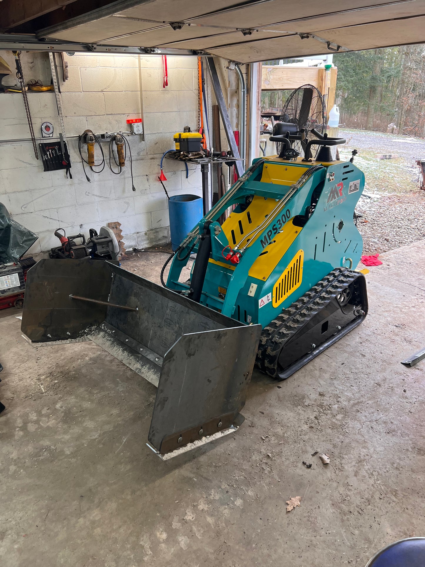 DIY mini skid steer snow pusher kit